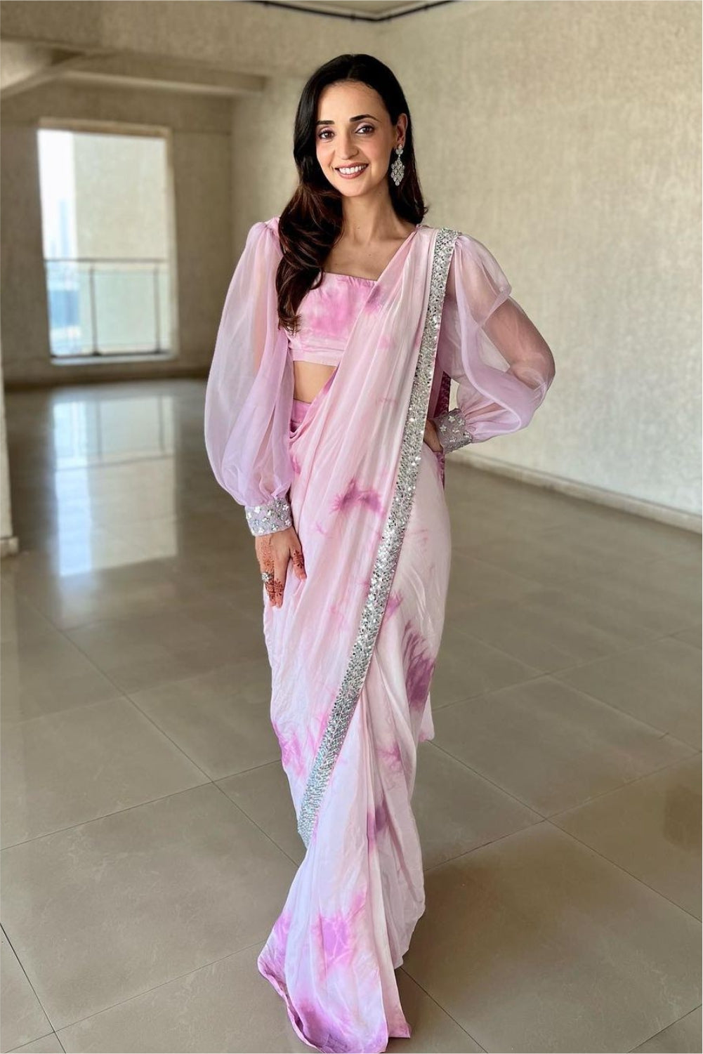 Sanaya Irani In Lilac Tie Dye Ready To Wear Saree
